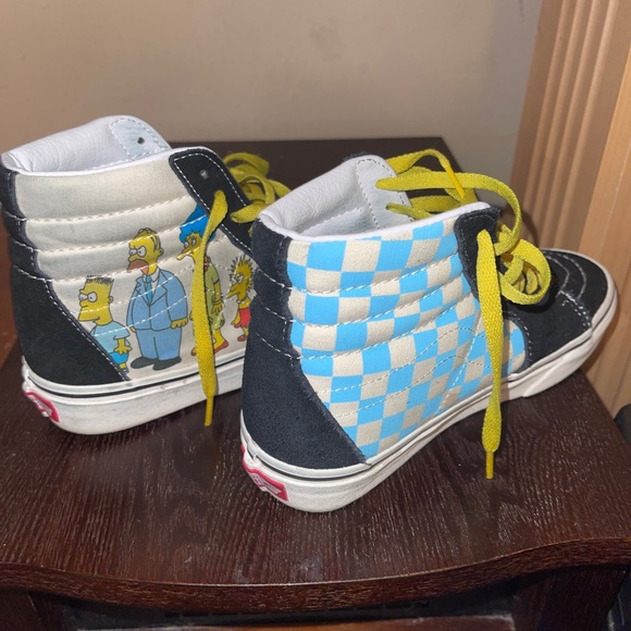 Shoes - Picture 3 of 3